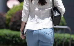 蜜桃精品成人影片